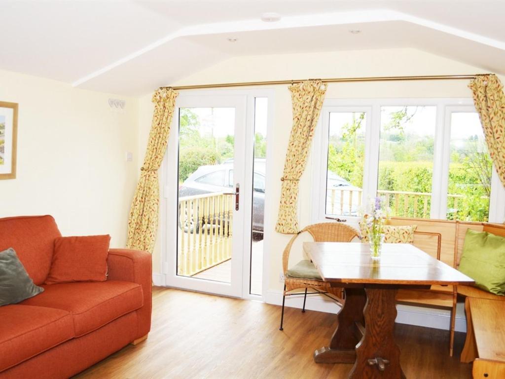 Dove Meadow Bed and Breakfast Denstone Exteriör bild